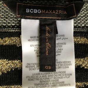 BCBG wool and gold scarf square